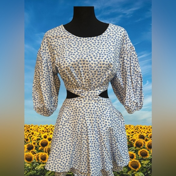 VESTIQUE CUT- OUT FIT & FLARE BLUE FLORAL PEASANT TIE BACK MINI DRESS SZ L - Picture 13 of 14